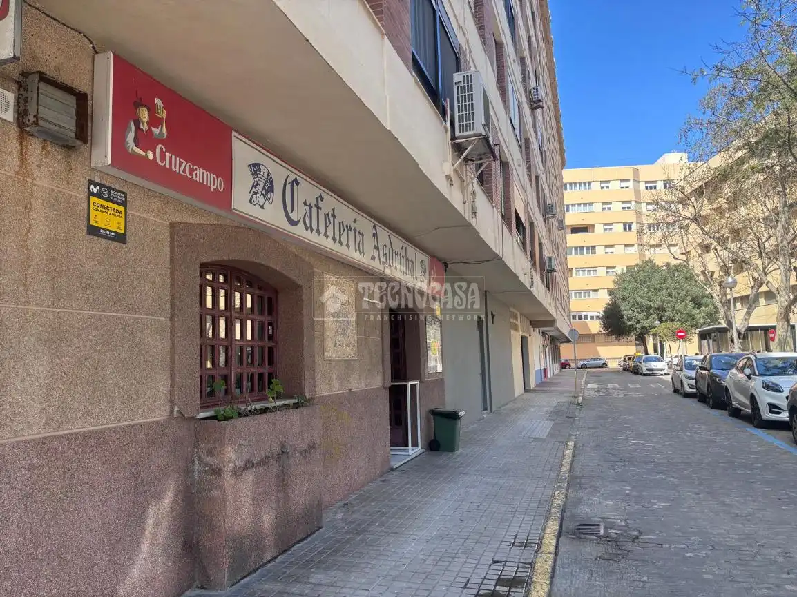 Local comercial en venda a Asdrúbal - Bahía Blanca