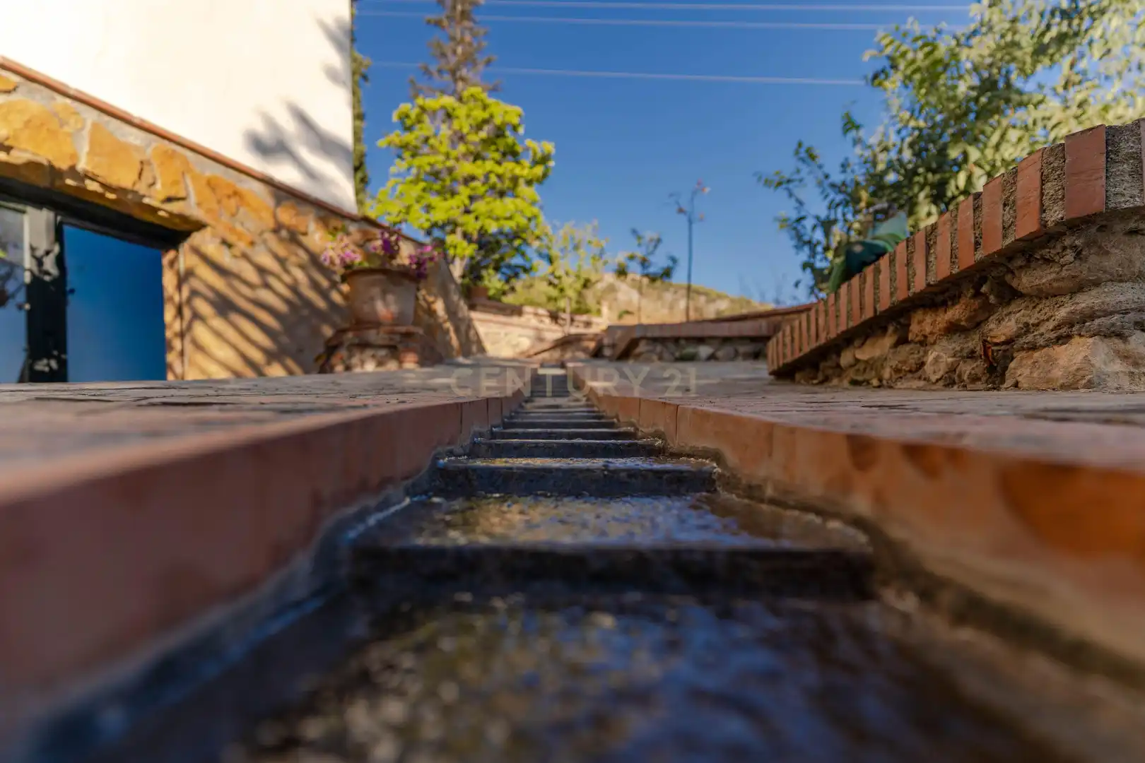 Vista exterior de Casa o chalet en venta en Nívar con Jardín privado, Trastero y Piscina