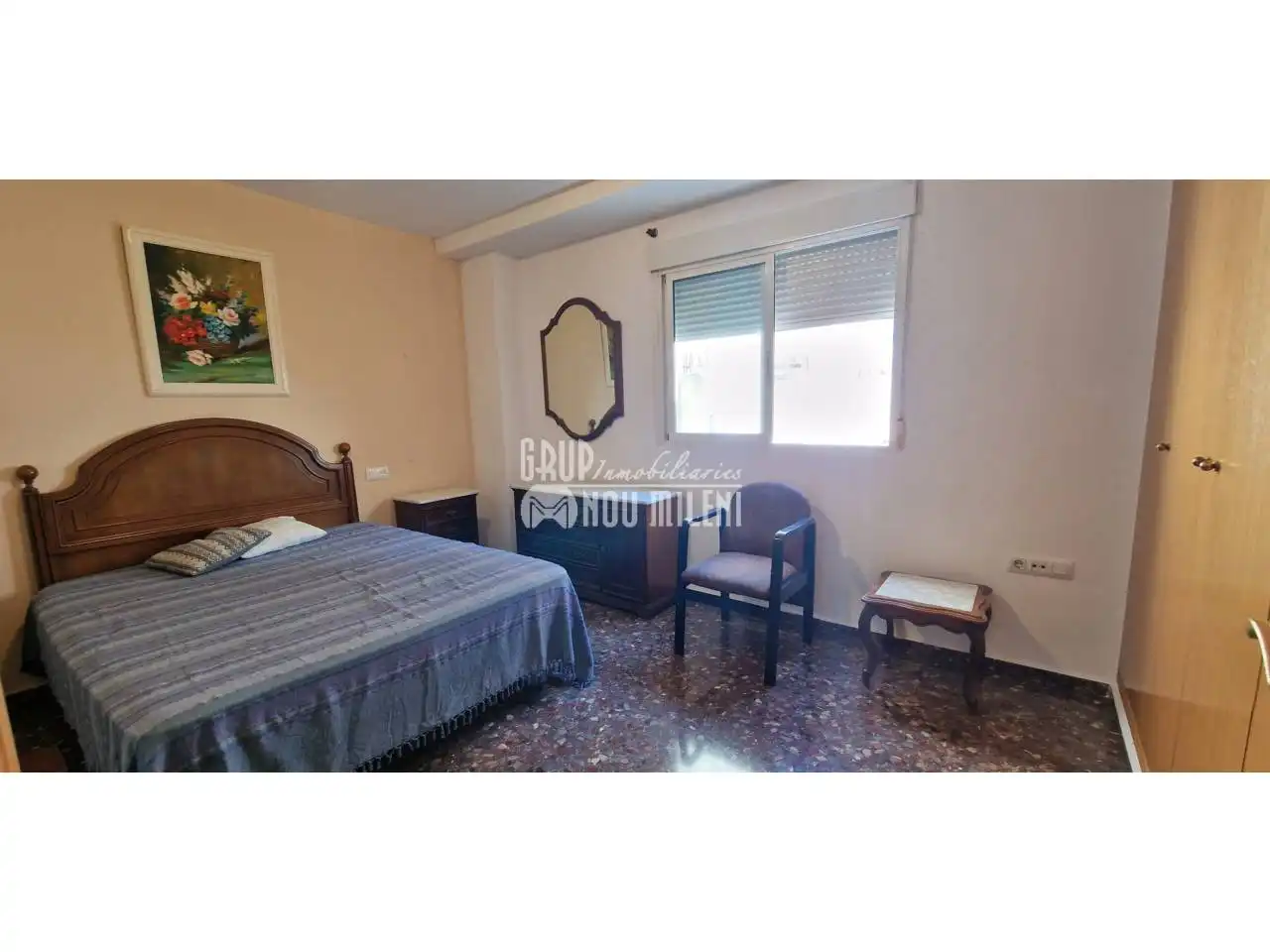 Habitación de Piso en venta en Burjassot con Amueblado y Balcón