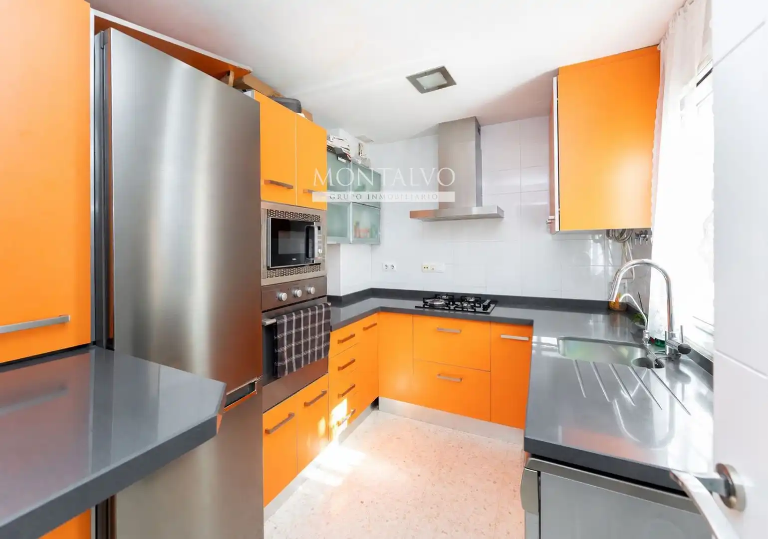 Piso con ascensor en venta en Pintor Soriano Quirós 2, imagen 16