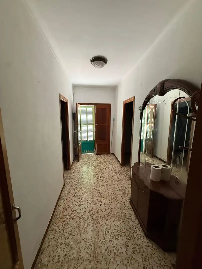 Ground floor for sale in Inca  with Storage room