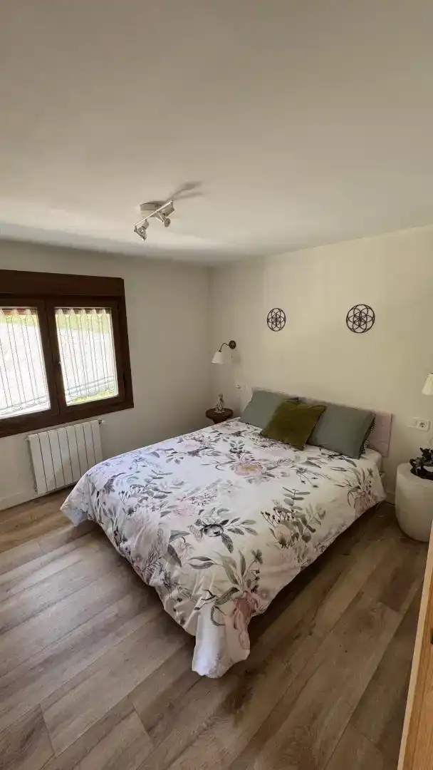 Dormitori de Casa o xalet en venda en Soba amb Balcó