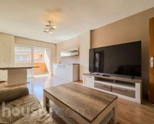 Living room of Flat for sale in Esplugues de Llobregat  with Air Conditioner, Terrace and Balcony