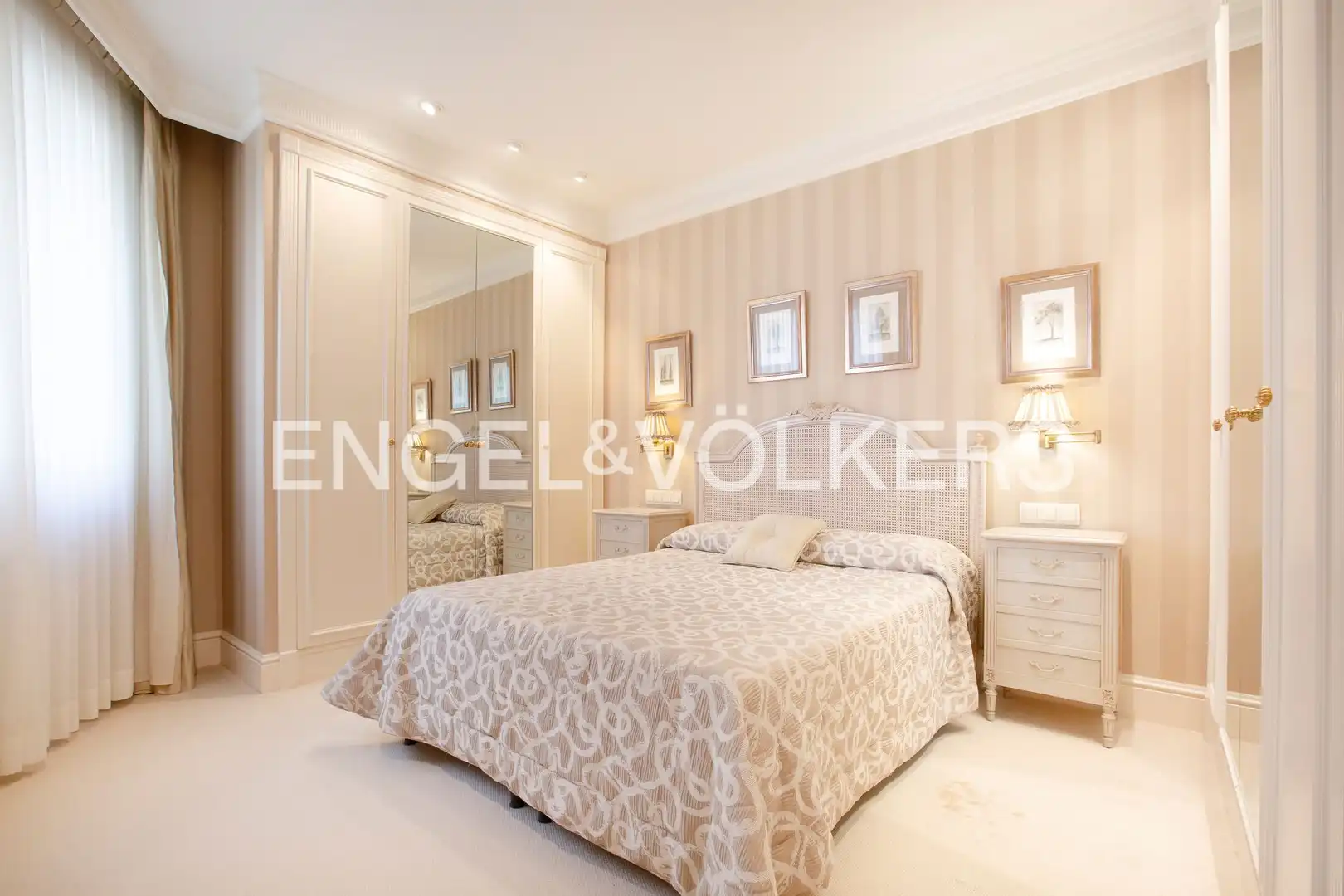Habitación de Piso en venta en Bilbao  con Aire acondicionado, Calefacción y Parquet