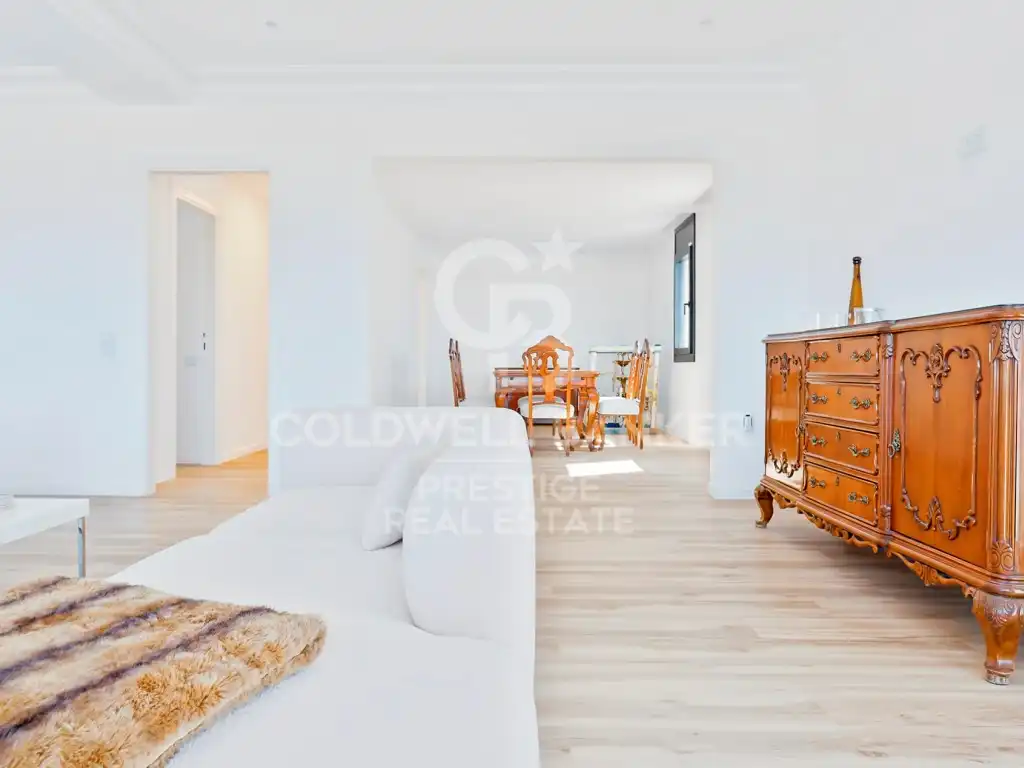 Living room of Houses for sale in Esplugues de Llobregat