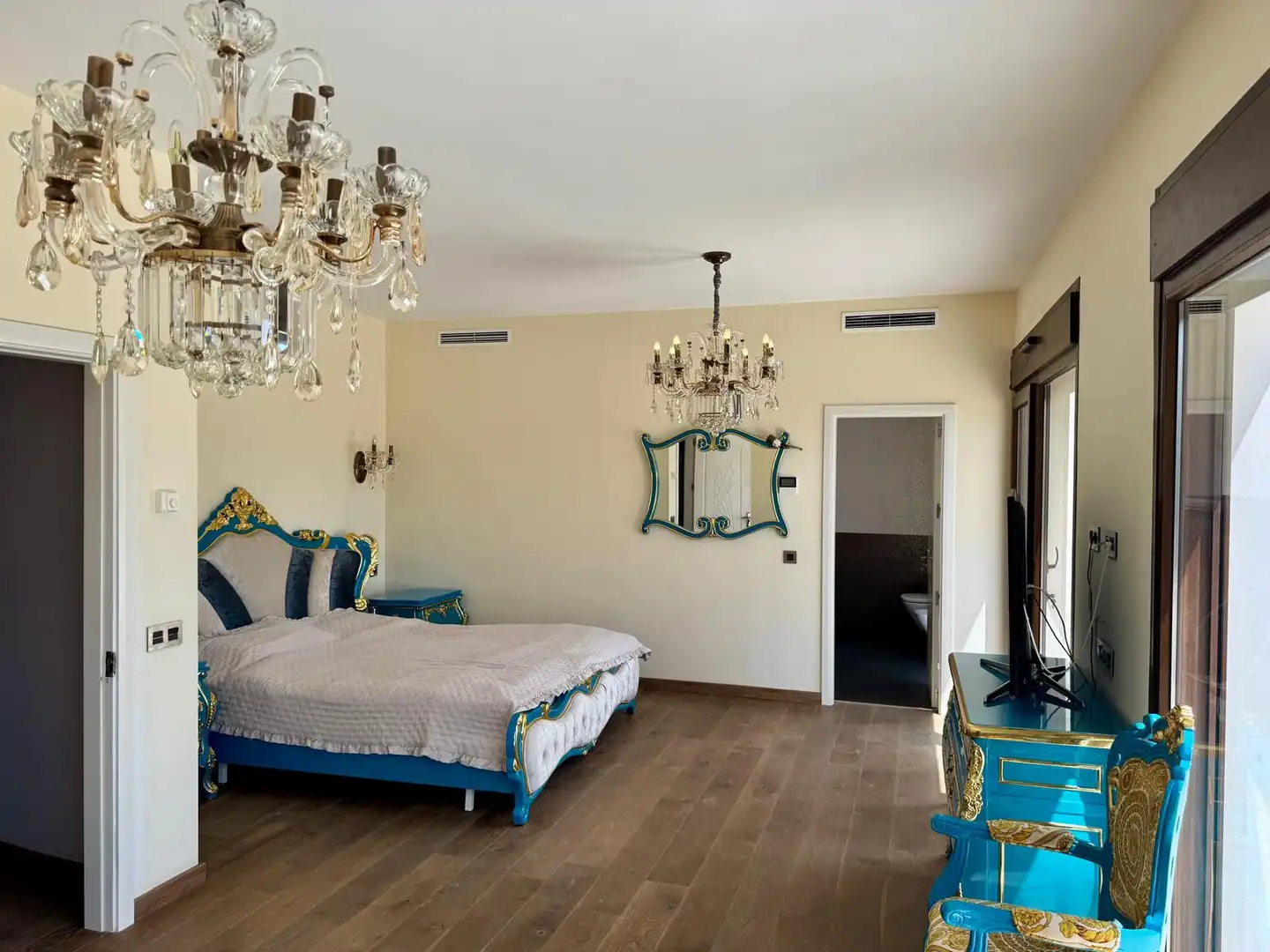 Dormitori de Casa o xalet de lloguer en Marbella amb Aire condicionat, Calefacció i Jardí privat