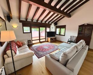 Sala d'estar de Casa o xalet en venda en Comillas (Cantabria) amb Terrassa