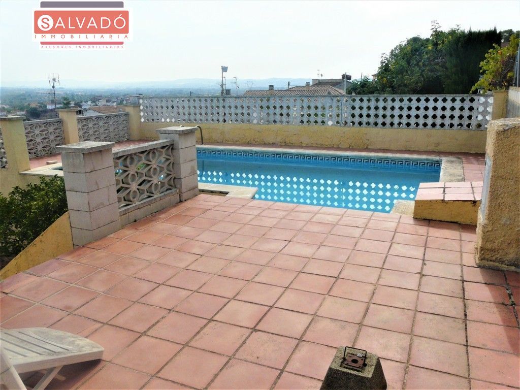 Swimming pool of House or chalet for sale in Albinyana  with Swimming Pool