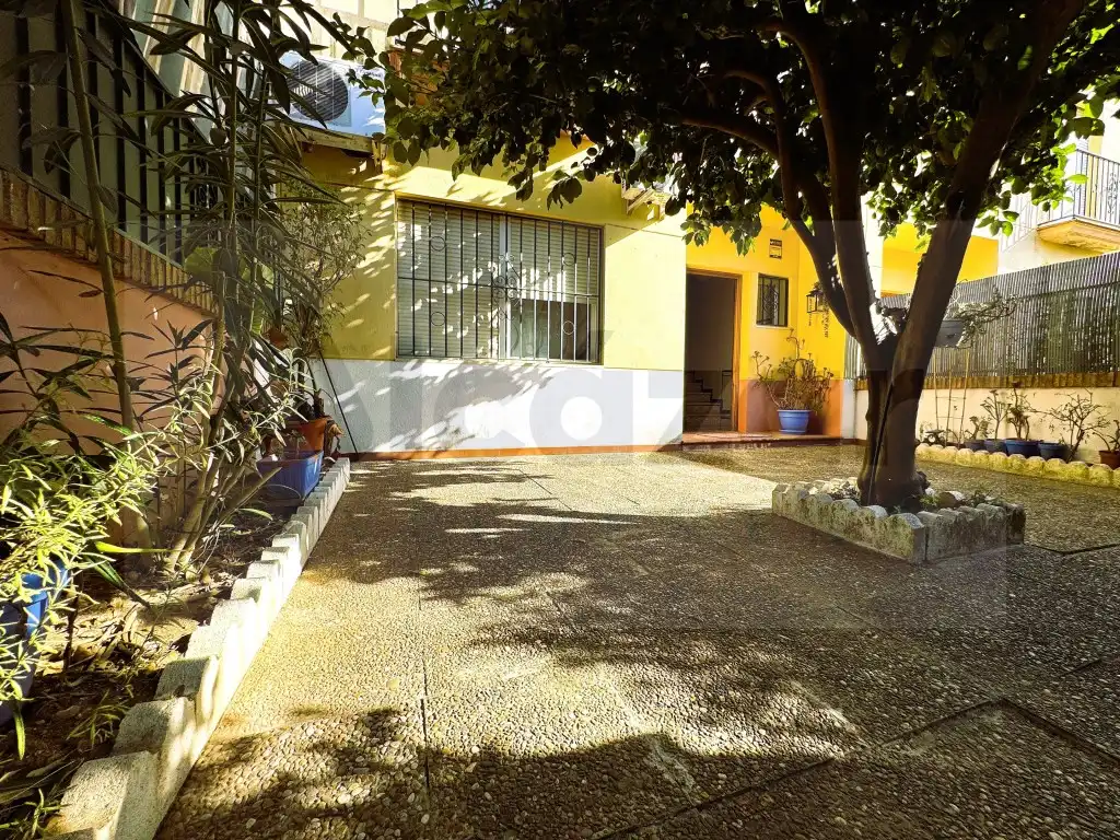 Jardín de Casa adosada en venta en Mairena del Alcor con Aire acondicionado y Terraza