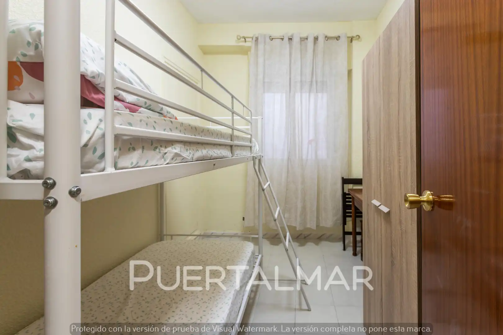 Piso de alquiler en Carrer Calderón de la Barca, Mercado