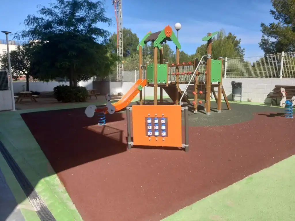Exterior view of Flat for rent in Paterna