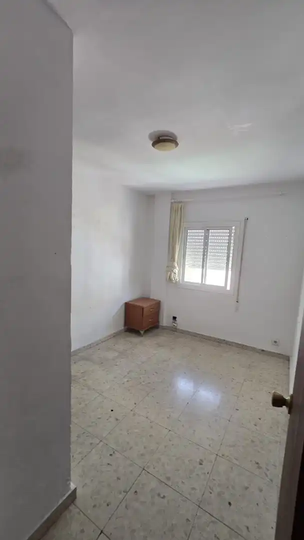 Bedroom of Flat for rent in Algeciras  with Furnished, Washing machine and Microwave
