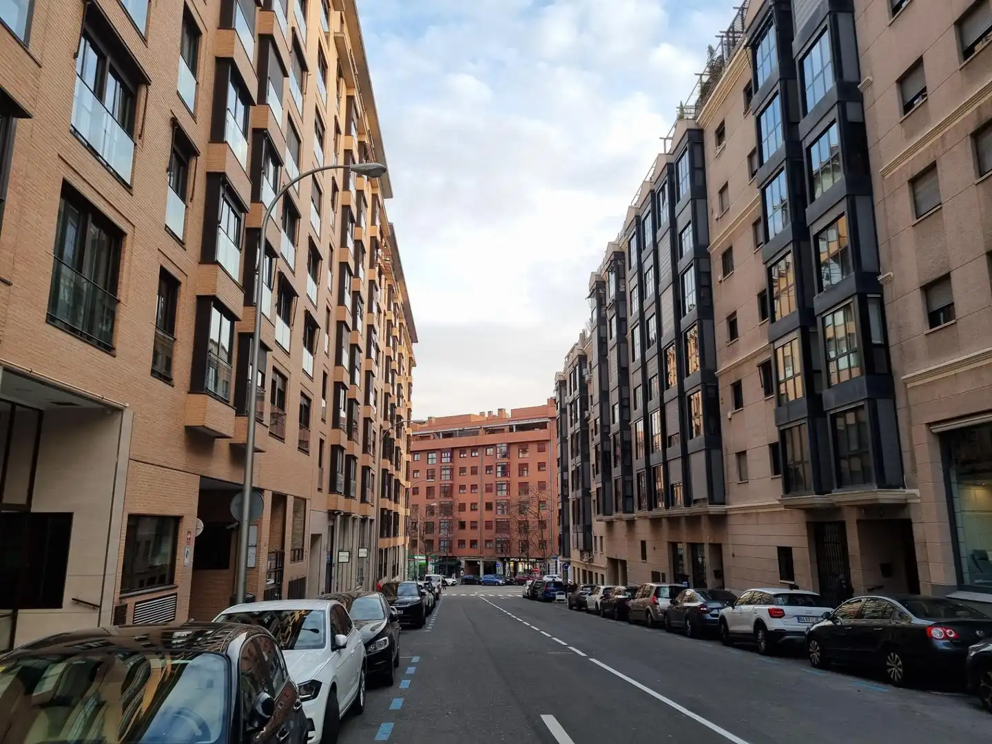 Einzelparkplatz zum Verkauf in Calle de los Nogales, imagen 5