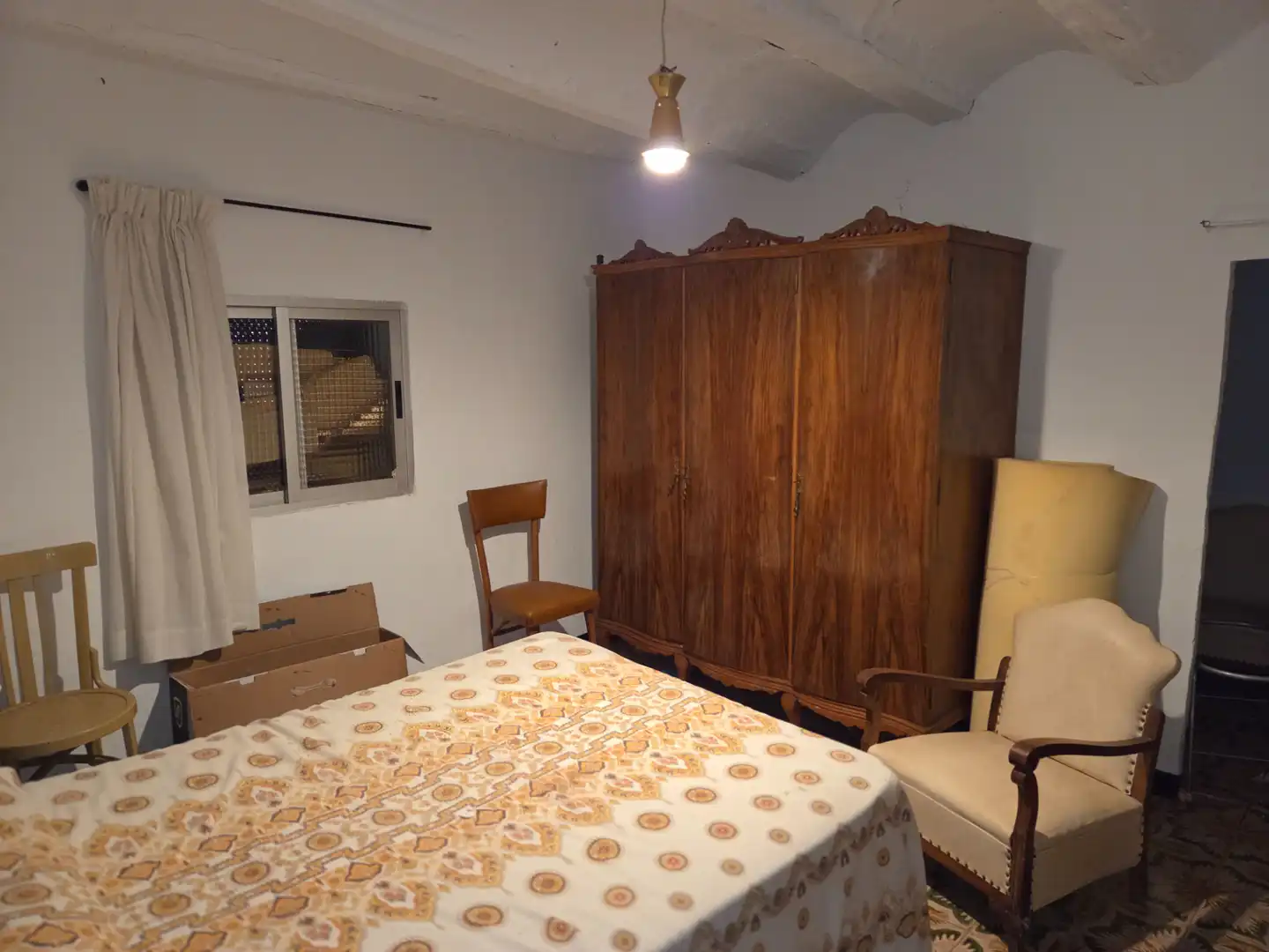 Dormitori de Casa o xalet en venda en Alfambra amb Terrassa i Moblat