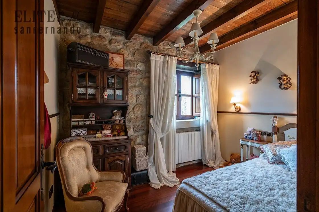 Habitación de Casa o chalet en venta en Santa María de Cayón con Calefacción, Jardín privado y Terraza