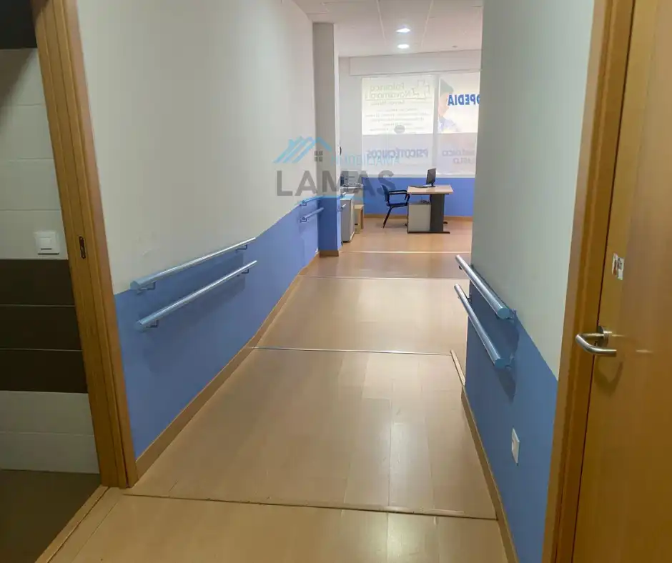 Local comercial de lloguer a Calle Antonio M' Concha 66, imagen 4