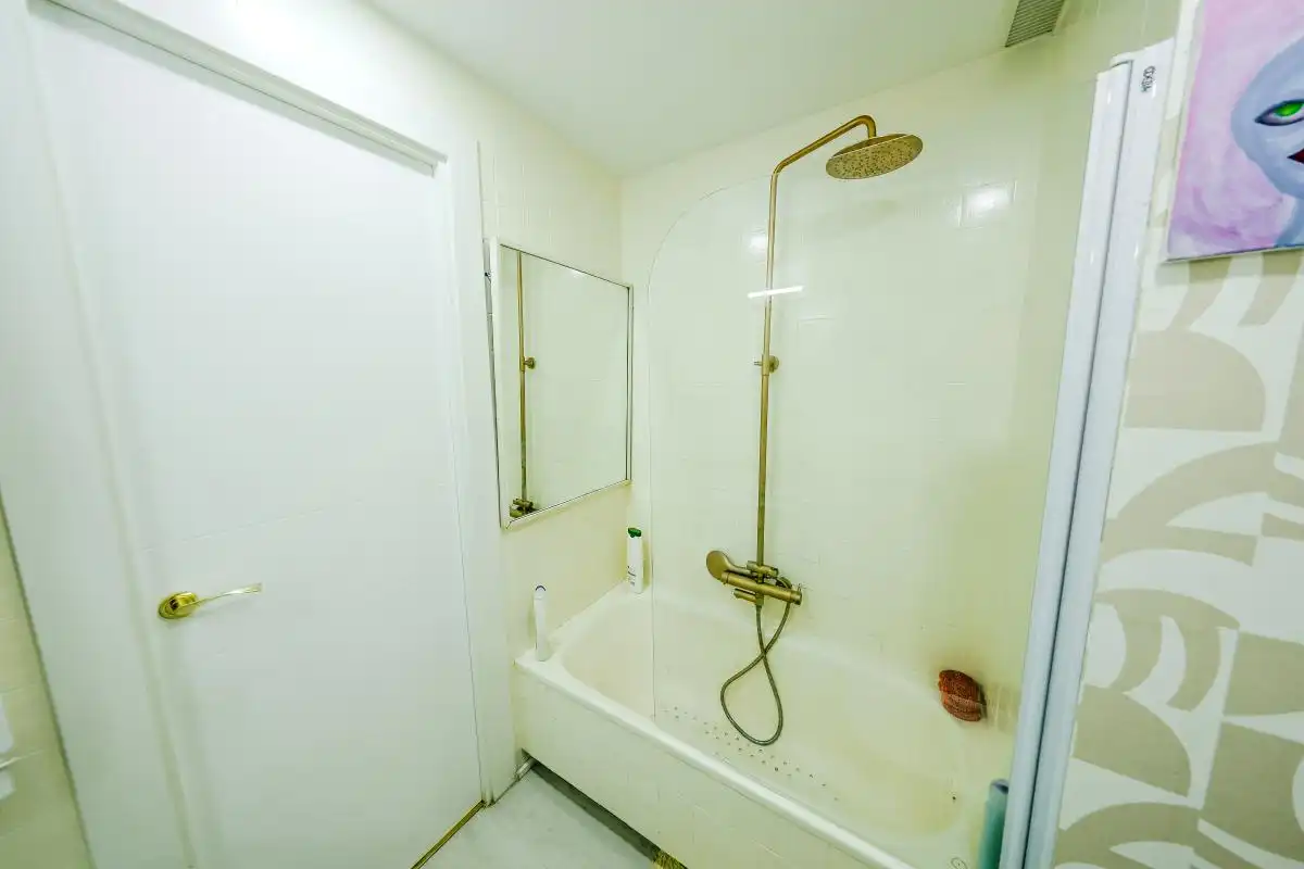 Baño de Piso en venta en Madrid con Aire acondicionado, Calefacción y Terraza