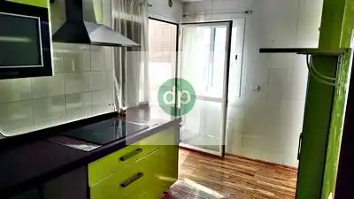 Cuina de Pis en venda en Badajoz amb Parquet