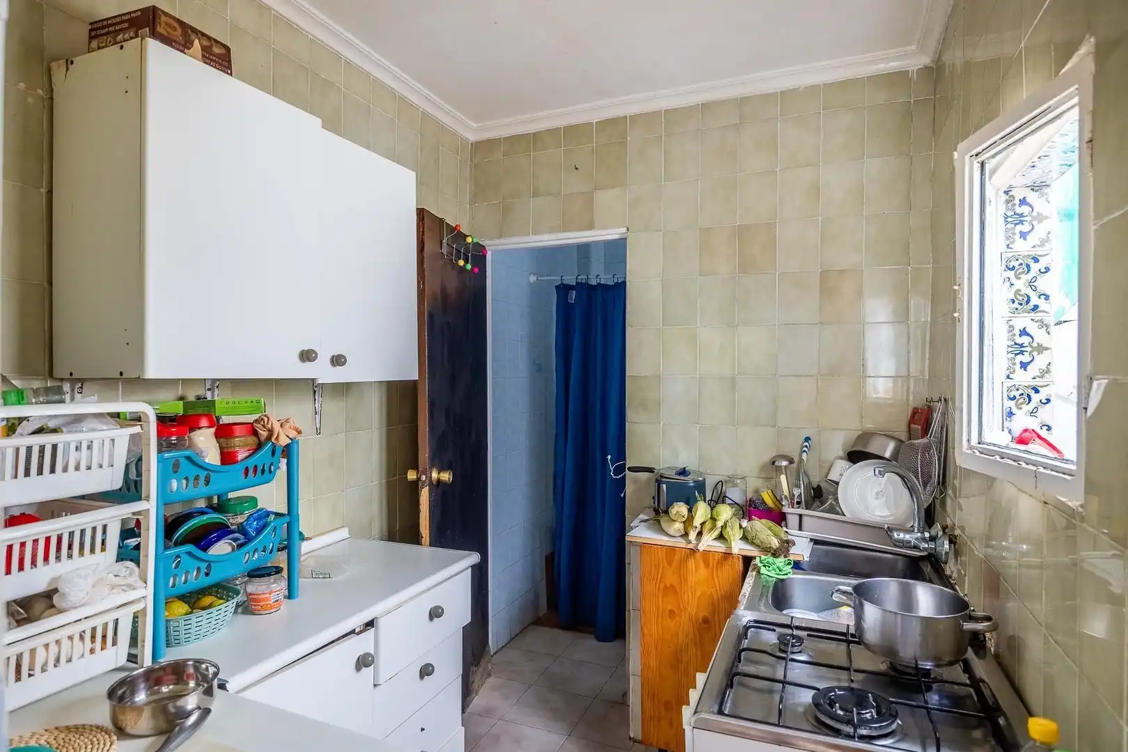 Cuina de Casa o xalet en venda en Sevilla amb Terrassa i Traster