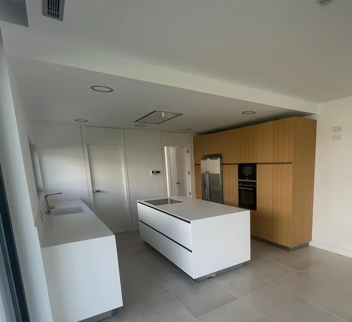 Cocina de Casa o chalet de alquiler en Majadahonda con Aire acondicionado, Calefacción y Jardín privado
