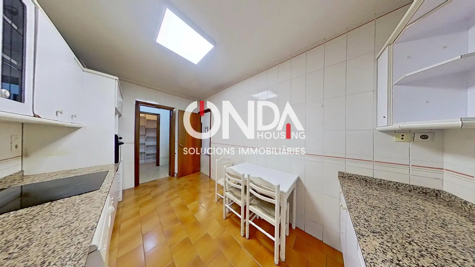 Cocina de Apartamento en venta en Tremp con Aire acondicionado, Calefacción y Terraza
