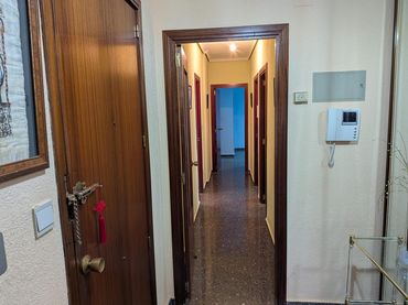 Piso con balcón en venta en Calle José Isbert