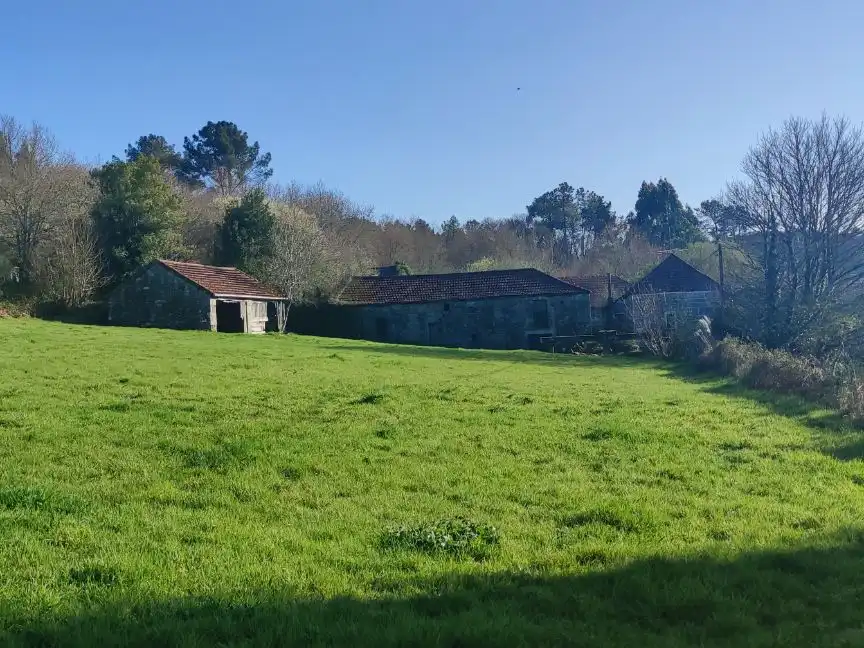 Terreno en venta en O Irixo