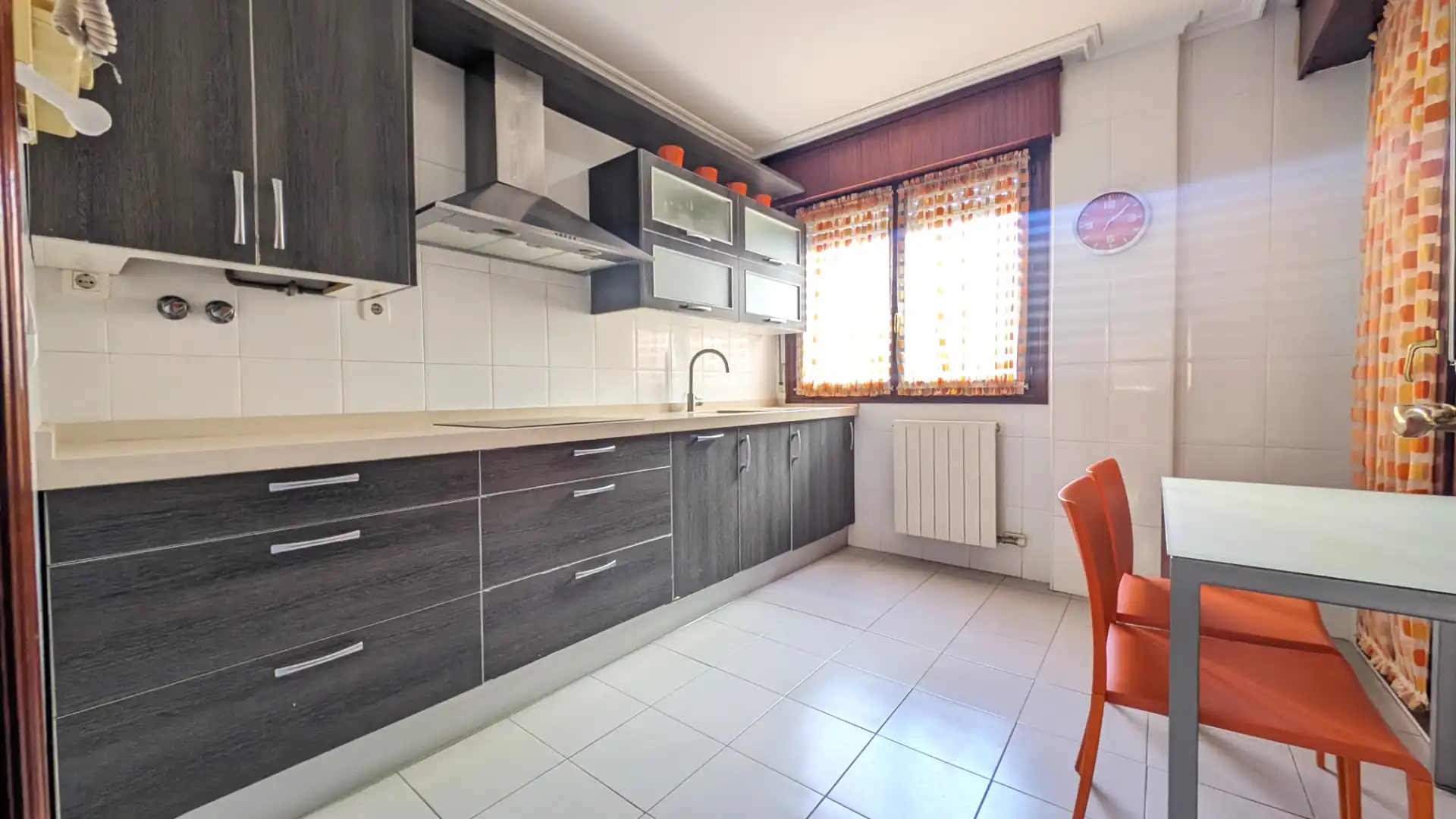 Cocina de Piso en venta en Getxo  con Calefacción y Trastero