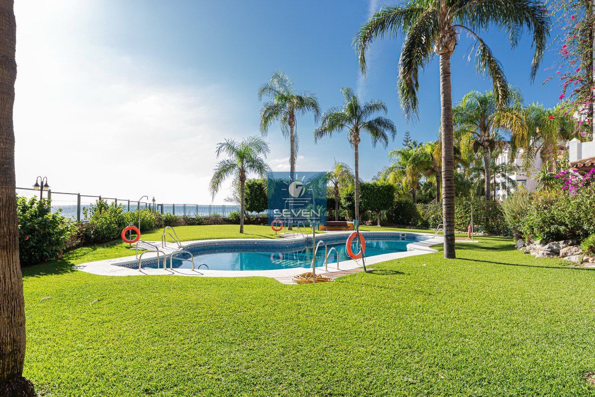Jardí de Apartament de lloguer en Almuñécar amb Aire condicionat, Calefacció i Terrassa