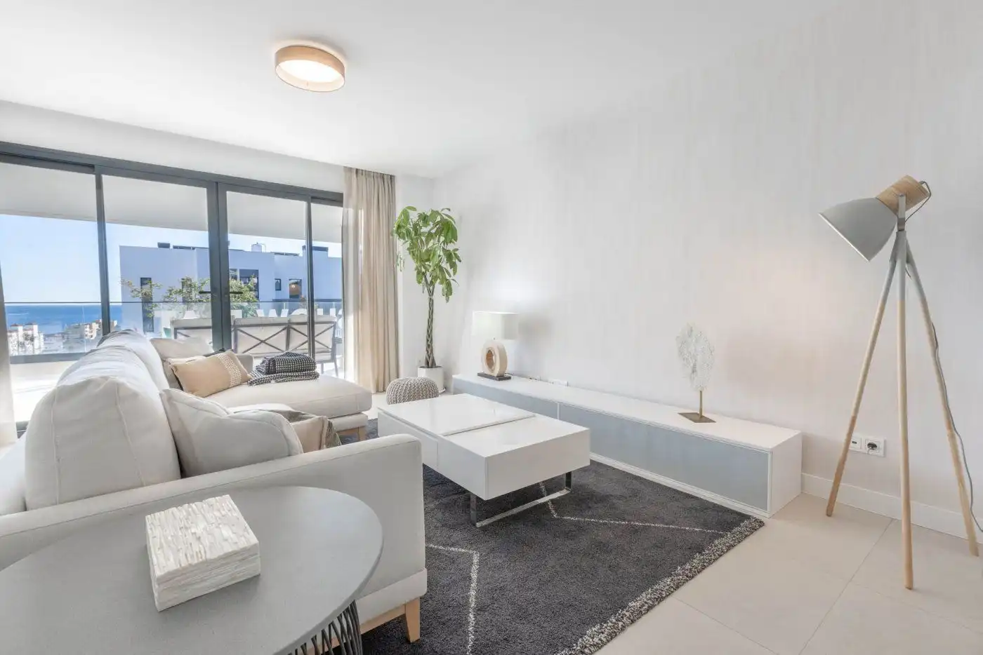 Apartament amb piscina en venda a Estepona Pueblo, imagen 4