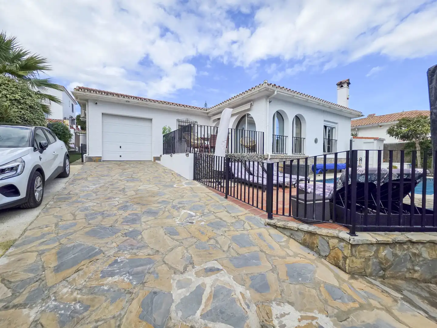 Exterior view of Houses for sale in Manilva  with Air Conditioner, Private garden and Terrace