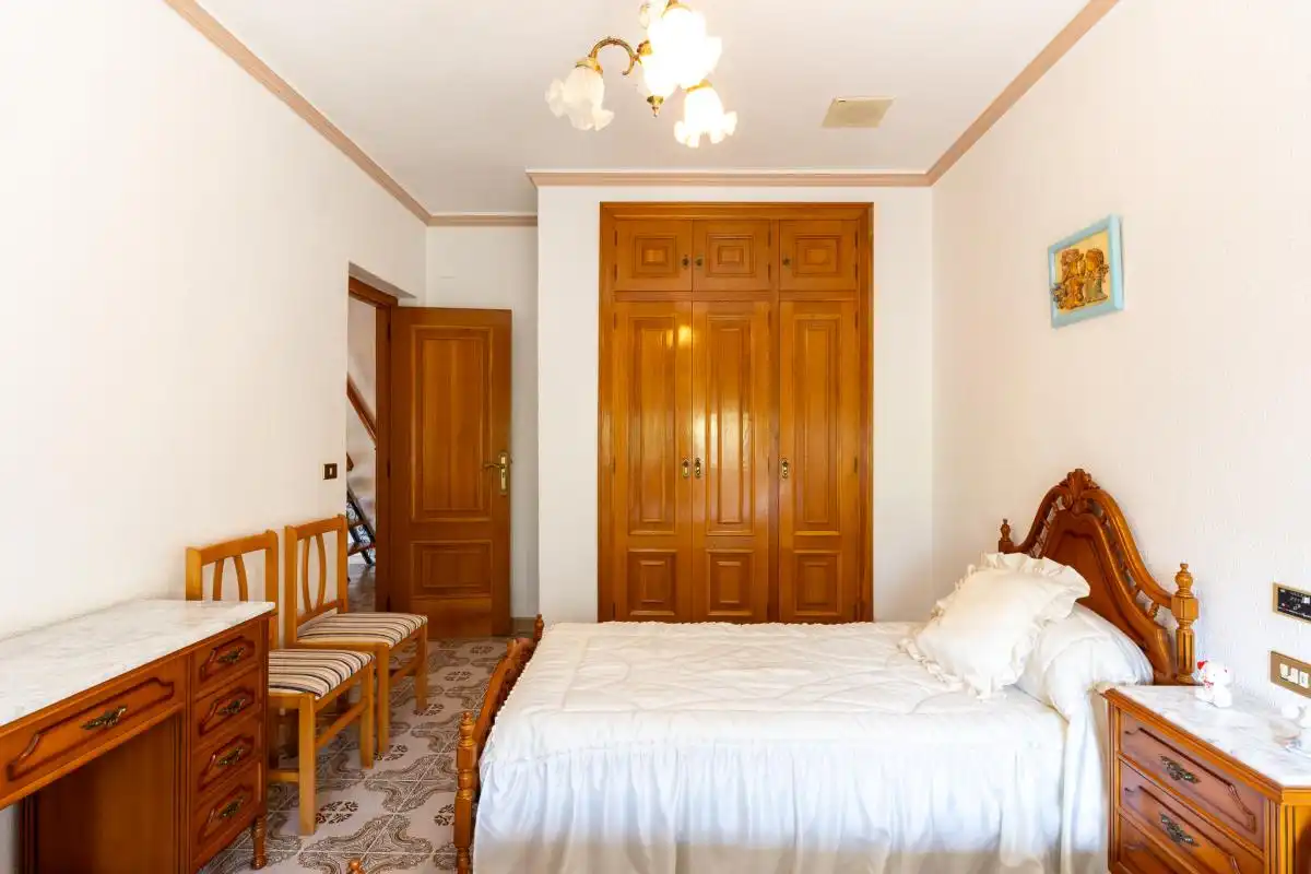 Houses for sale in Carrer Altair, El Montgó