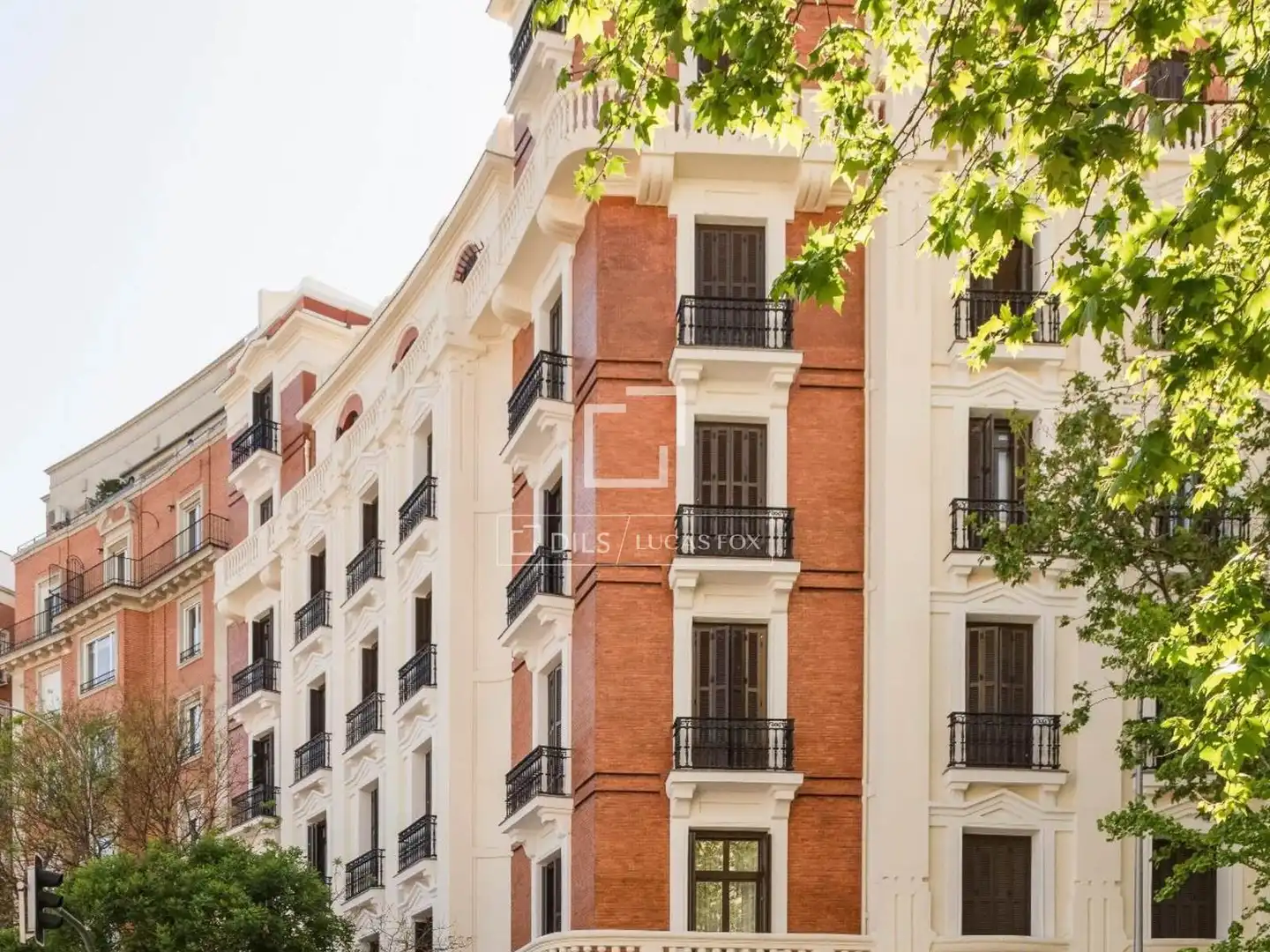 Exterior view of Attic for sale in Madrid  with Air Conditioner, Heating and Parquet flooring