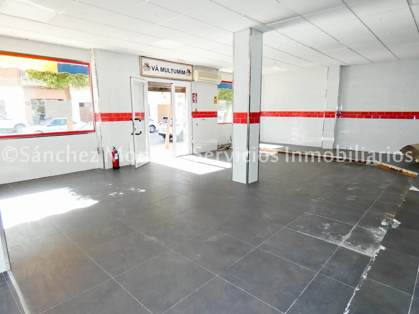 Local comercial en venta en Calle Juan Bautista de la Concepción, imagen 2