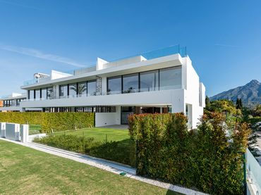Casa bifamiliare con piscina in vendita a Milla de Oro