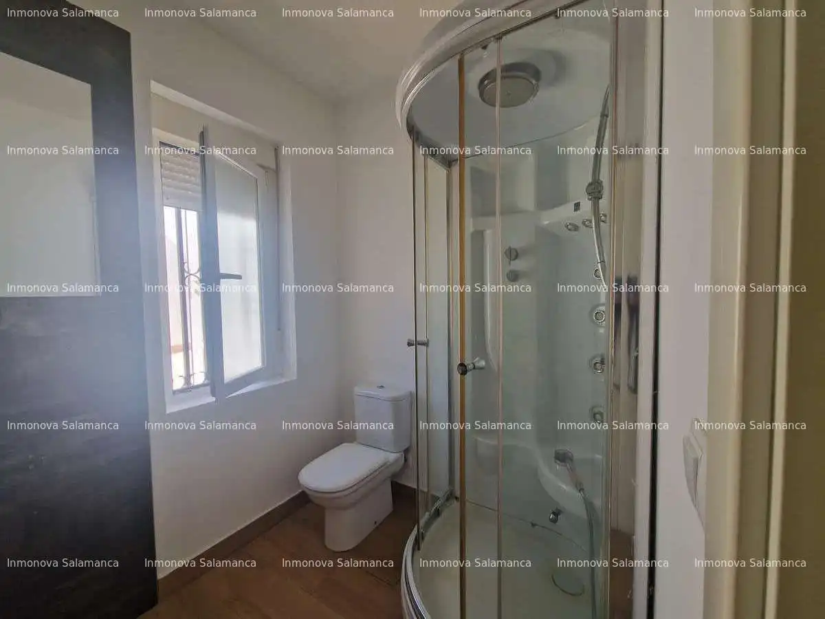 Baño de Casa o chalet en venta en Salamanca con Calefacción y Amueblado