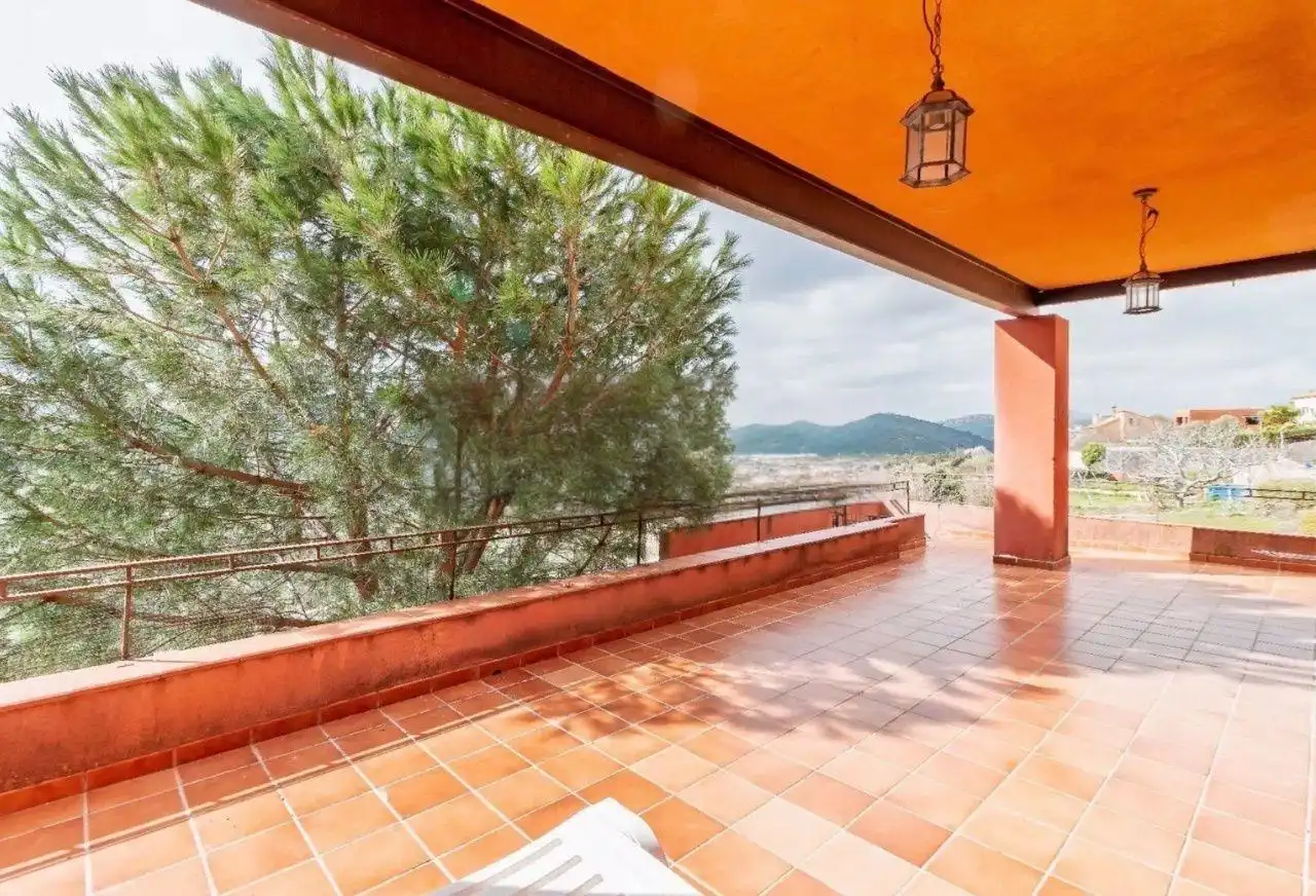 Terraza de Casa o chalet en venta en Robledo de Chavela con Aire acondicionado, Calefacción y Jardín privado