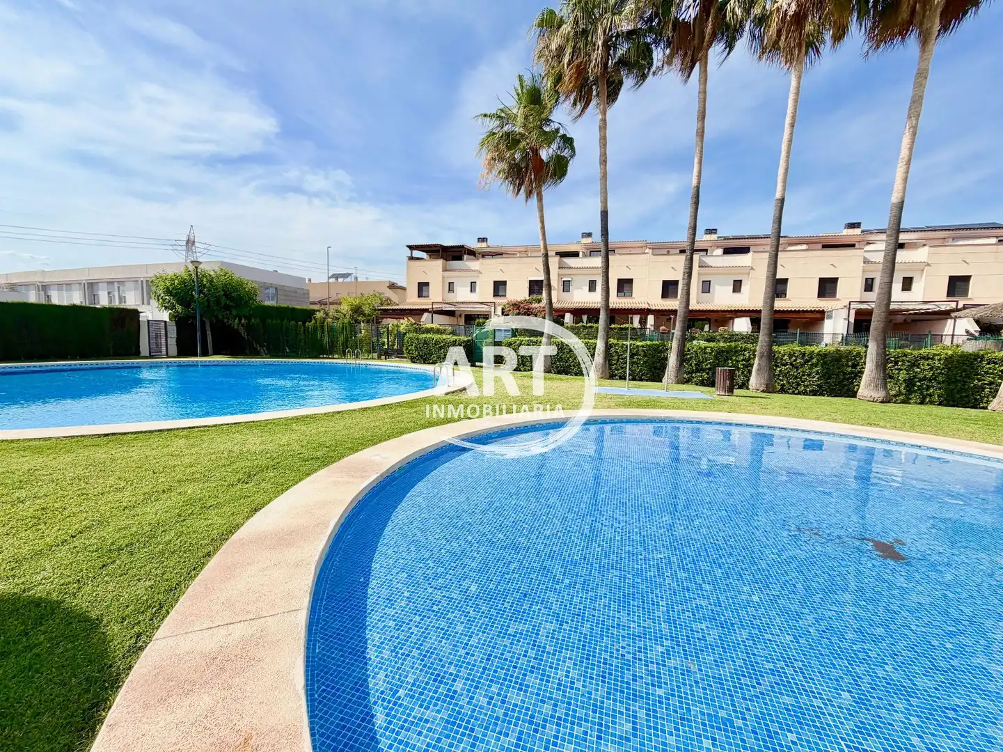 Garten von Einfamilien-Reihenhaus zum Verkauf in San Antonio de Benagéber mit Klimaanlage, Heizung und Terrasse