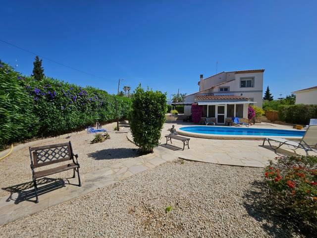 Casa-chalet en Venta en Les Tres Cales