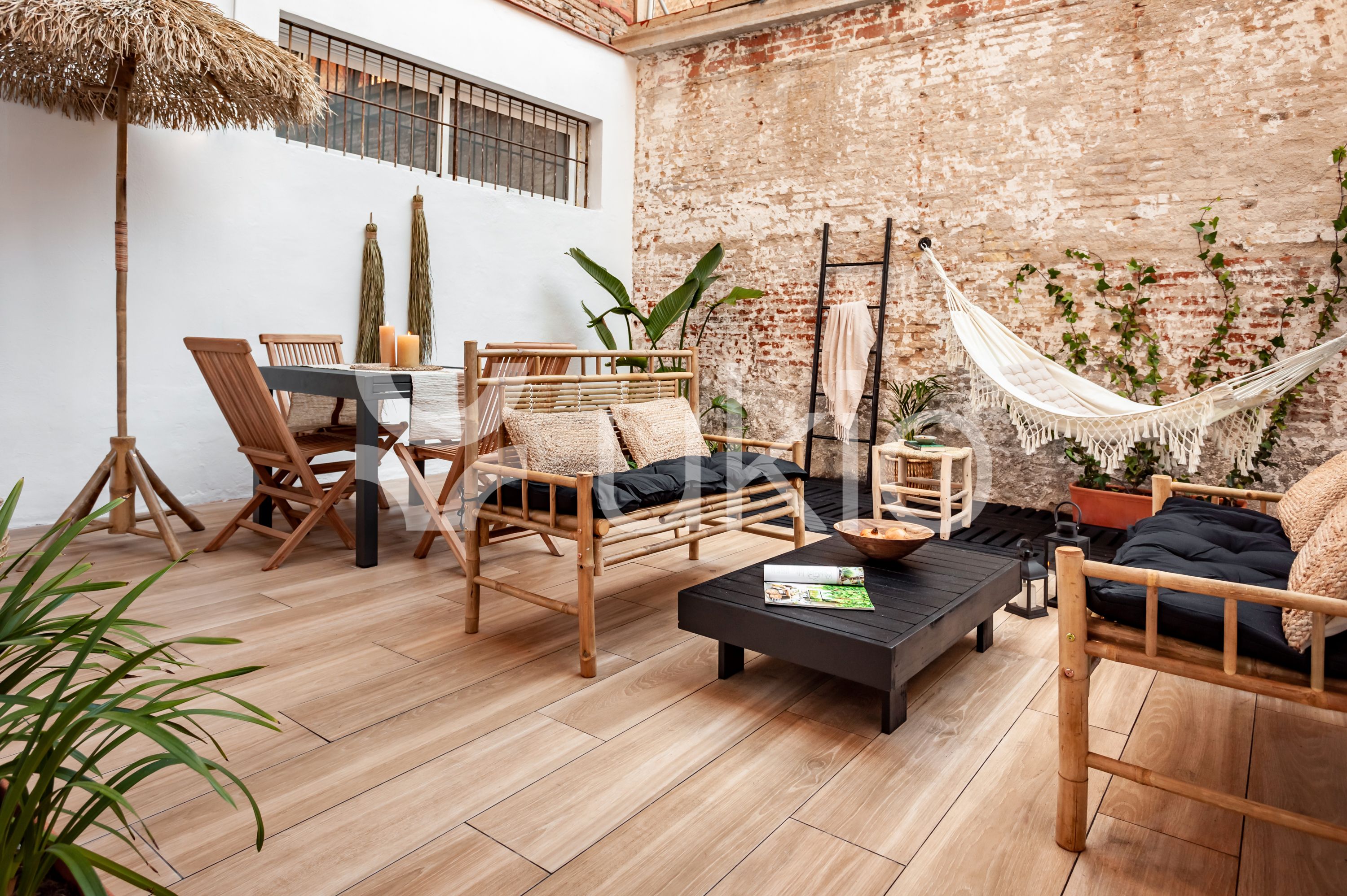 Terrace of Apartment to rent in  Barcelona Capital  with Air Conditioner, Furnished and Oven