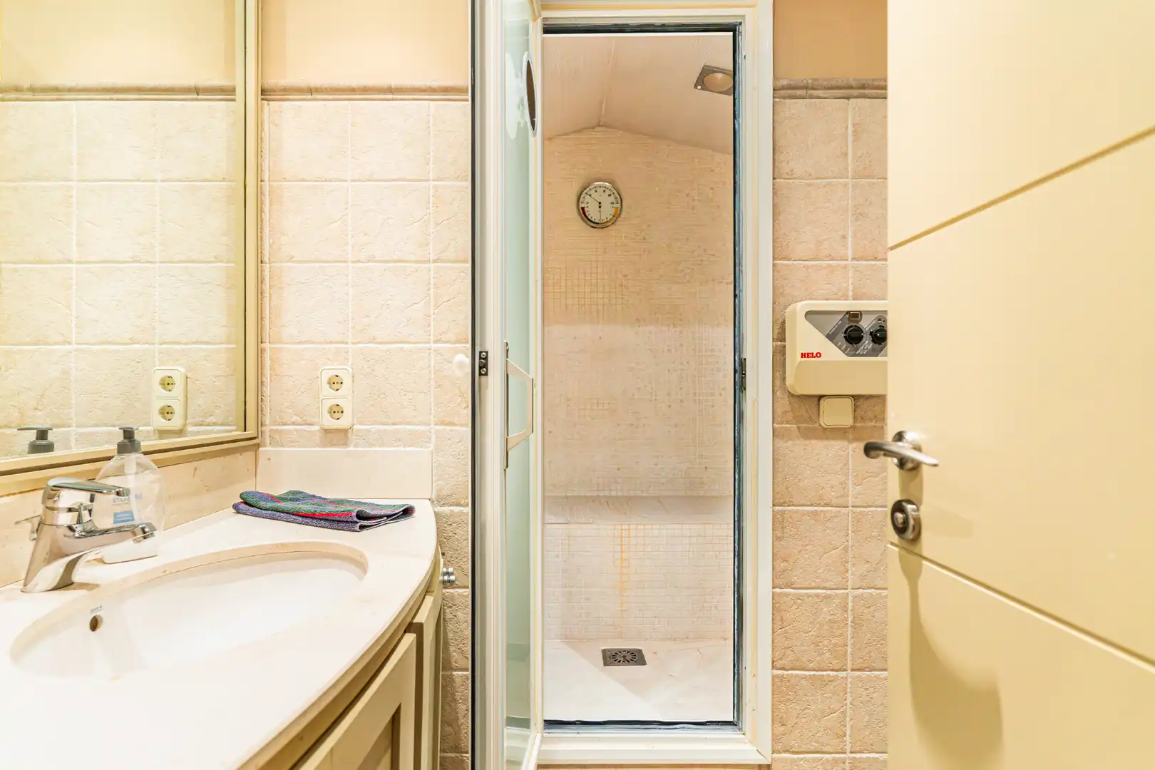 Baño de Casa o chalet en venta en Majadahonda con Aire acondicionado, Calefacción y Jardín privado