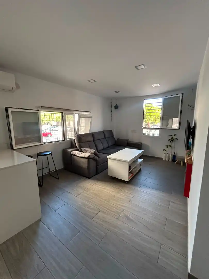 Sala de estar de Piso en venta en Puerto Real con Aire acondicionado