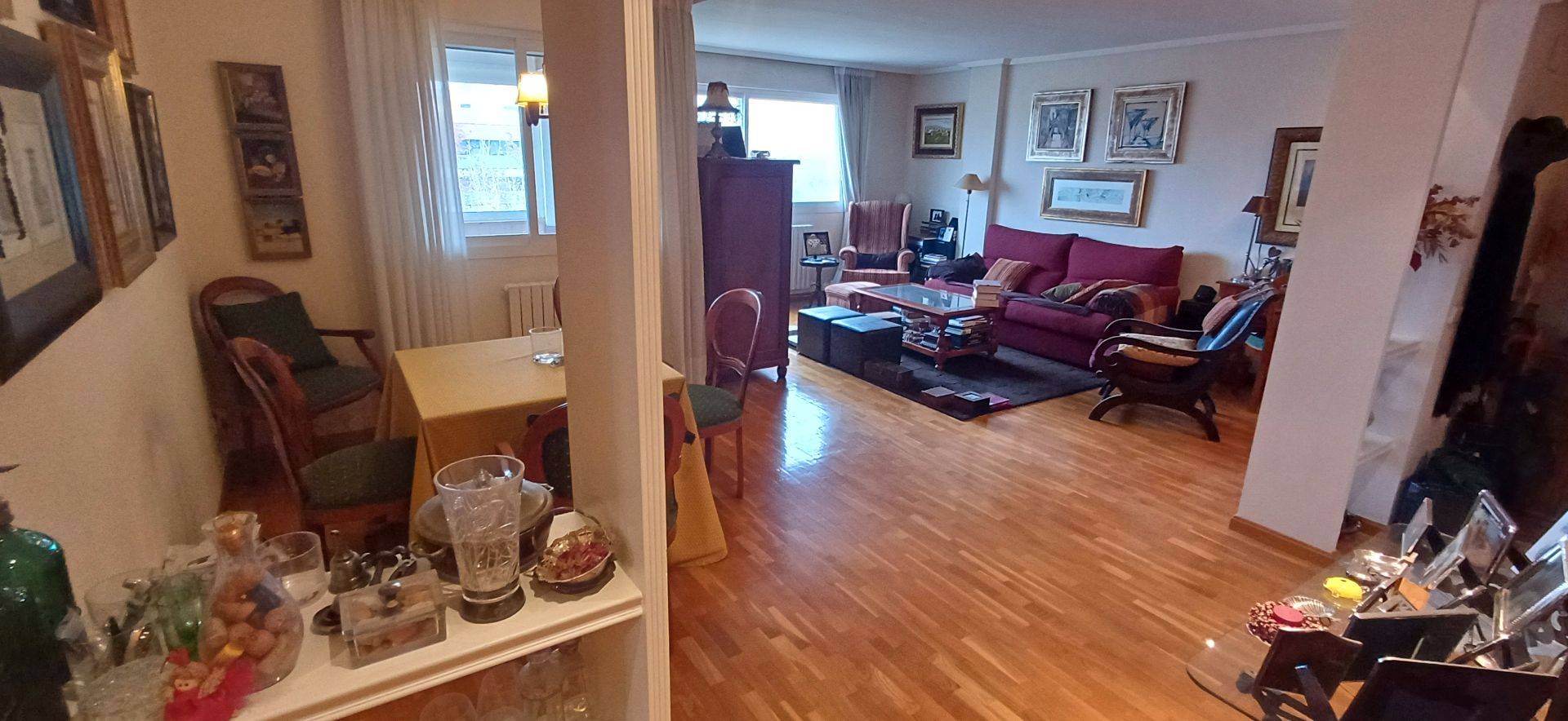 Sala d'estar de Pis de lloguer en  Zaragoza Capital amb Aire condicionat, Calefacció i Moblat