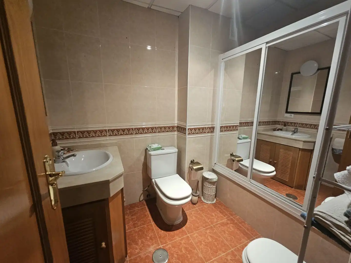 Badezimmer von Wohnung zum Verkauf in Almendralejo mit Abstellraum und Möbliert
