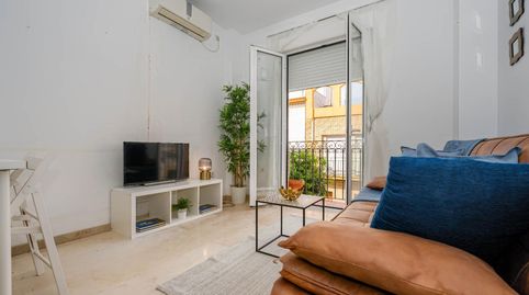 Foto 4 de Piso en venta en Calle Calle Condes de Bustillo, 11, Triana Este, Sevilla Capital