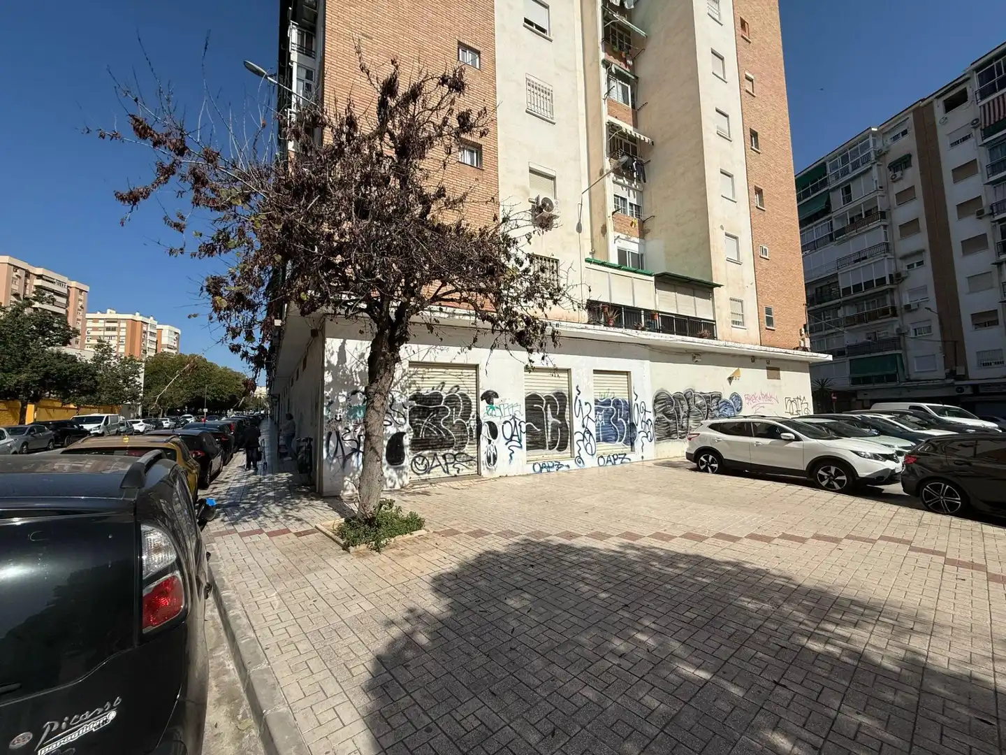 Buildings for sale in Plaza CONDE DE FERRERIA, Martiricos - La Roca - La Rosaleda