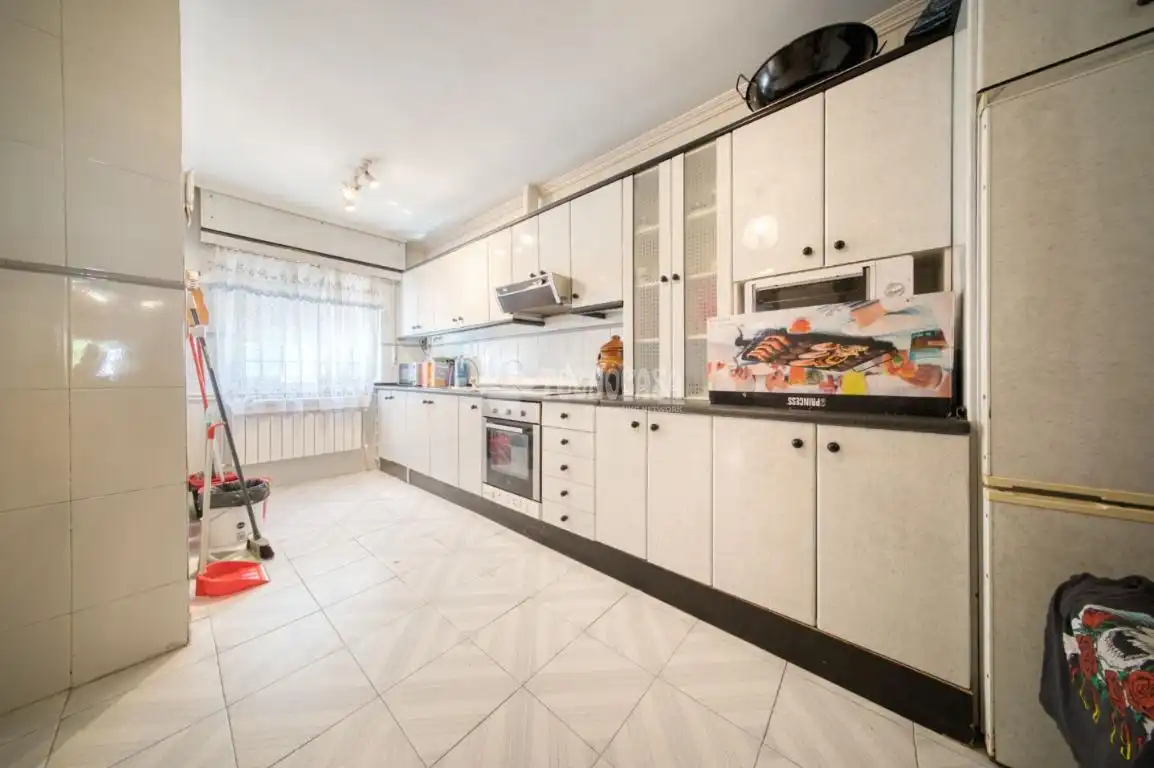 Kitchen of Houses for sale in Villanueva de Duero  with Heating and Swimming Pool