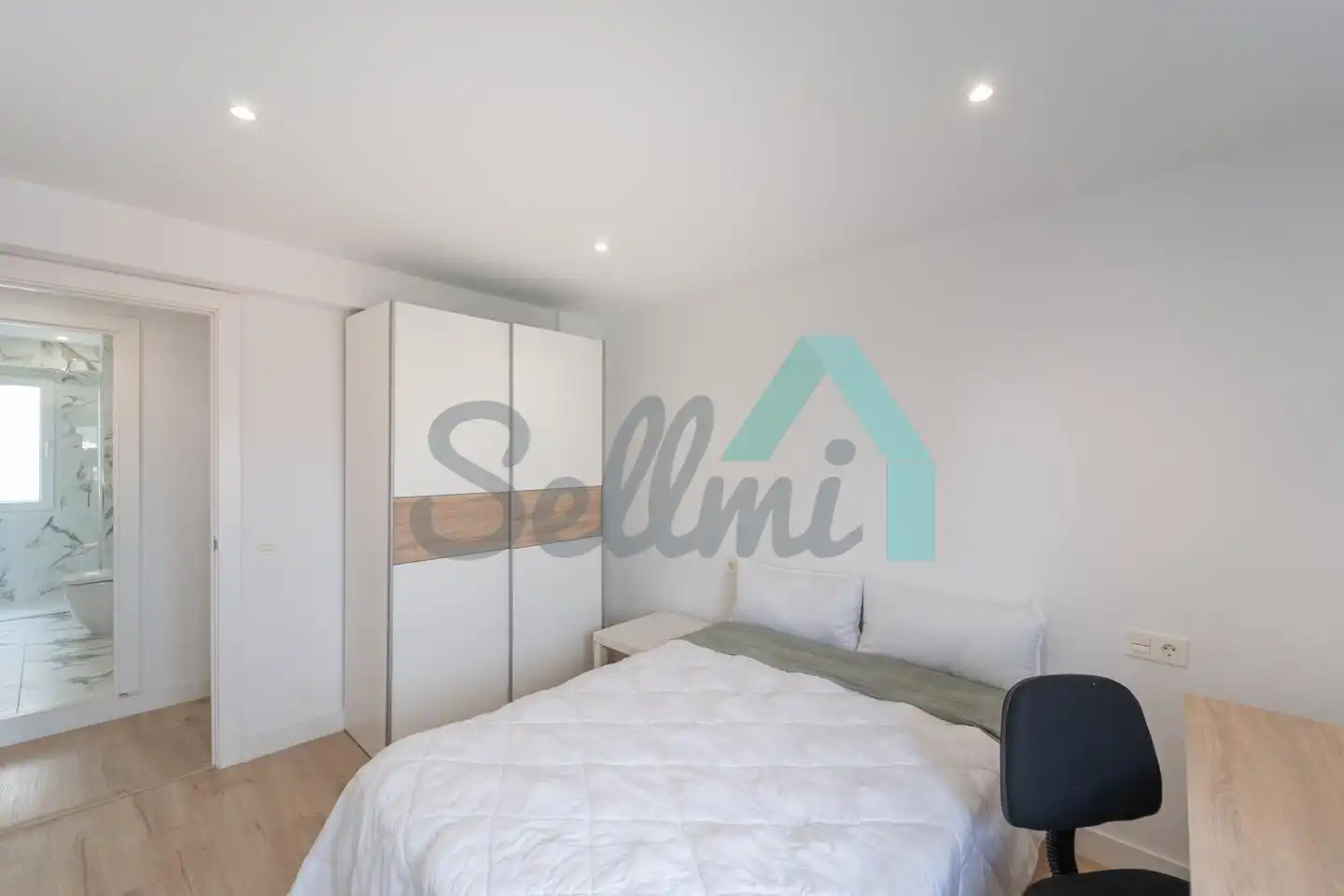 Flat with lift to rent in Calle Fernando Alonso Díaz, imagen 21