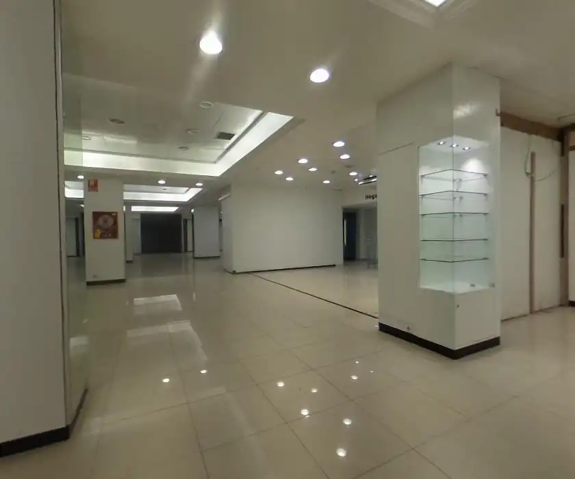 Local comercial en alquiler en Centro, imagen 5