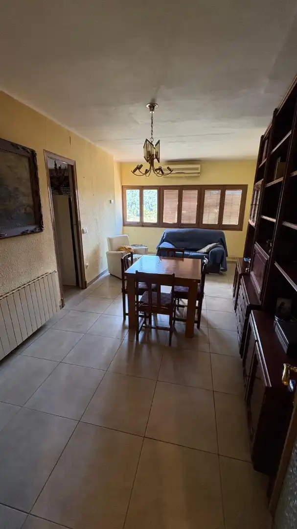 Comedor de Casa o chalet en venta en Bovera con Aire acondicionado, Calefacción y Jardín privado